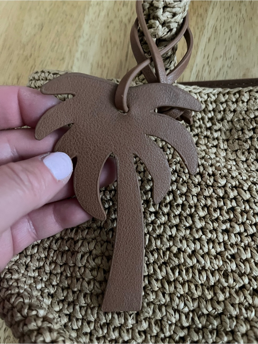 Brand new with tags Haute Hippie light tan woven hand bag with shoulder strap - Picture 6 of 6